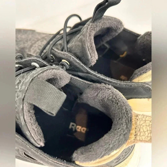 Reebok Furylite Running Shoes, Size 10, Black pattern, Metallic Gold, sneakers - Picture 6 of 7